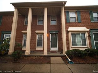 31189 Hoover Rd, Warren, MI 48093