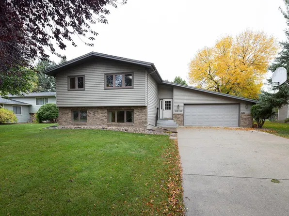 1913 26 1/2 Ave S, Fargo, ND 58103