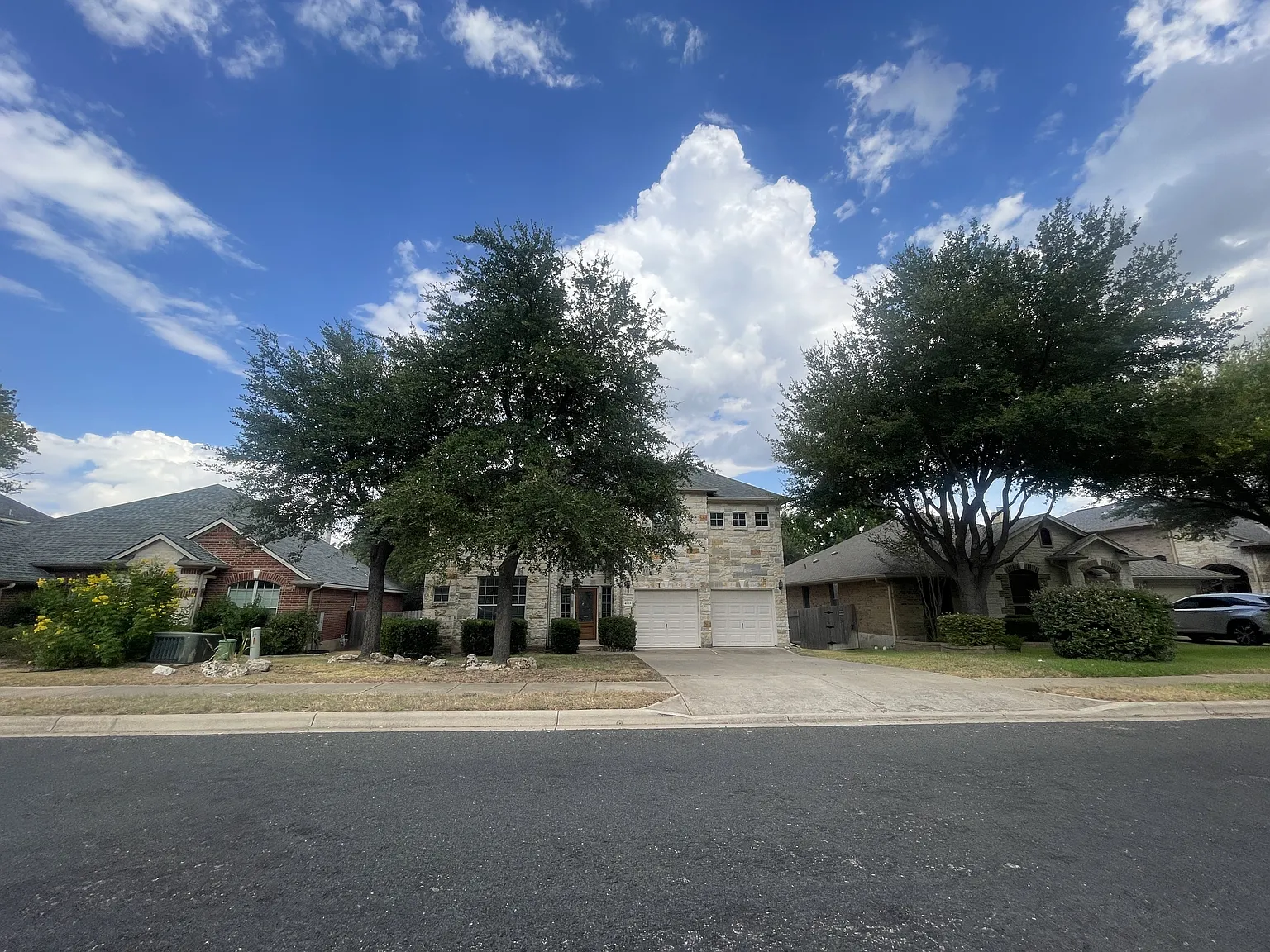 X - Angelico Lane 4323 -- Savannah - 1 — Photo 2
