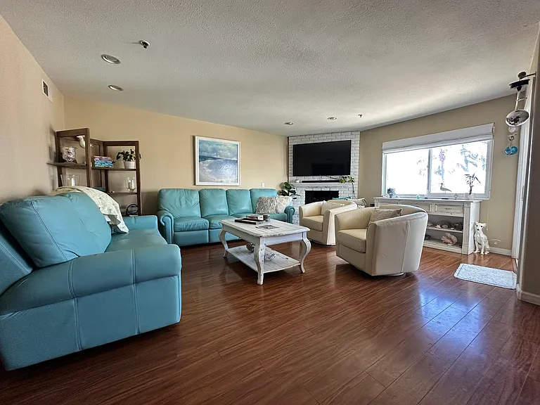 16255 Pacific Cir #305 — Photo 27
