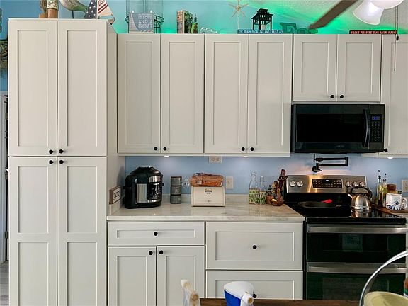 5th image of 31928 Harris Rd