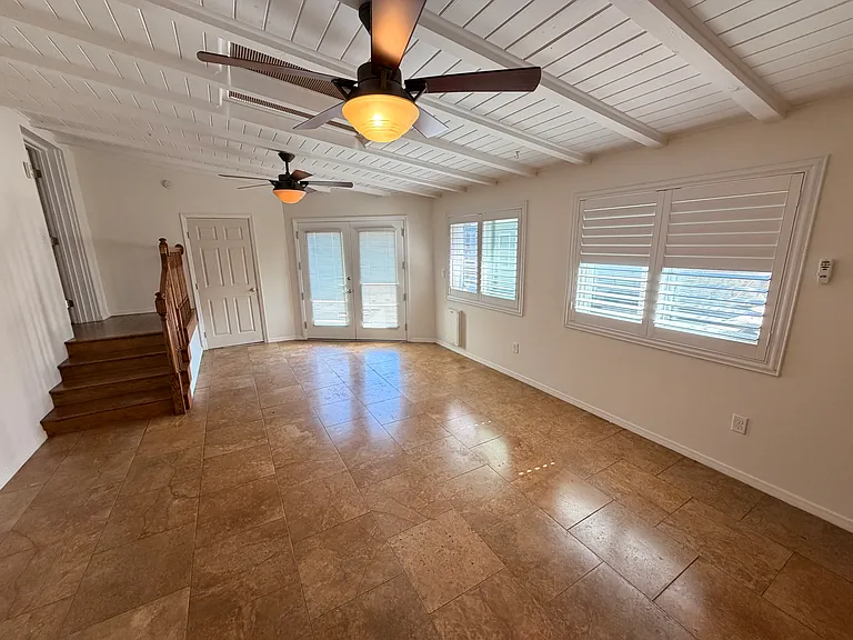 1738 N Avon St — Photo 15