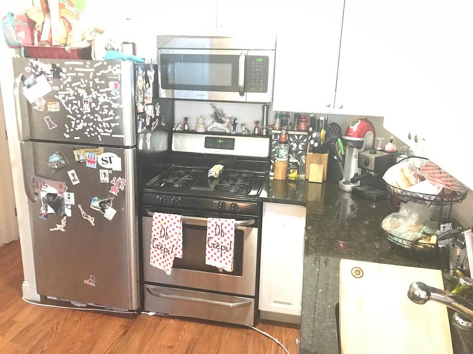 2nd image of 78 Brainerd Rd #202