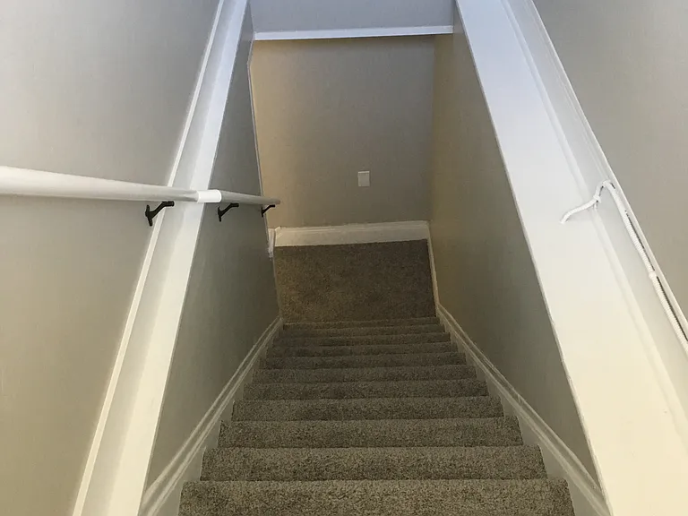 301 N Almond St #4 — Photo 2