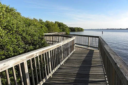 Lemon Bay Nature Reserve nearby