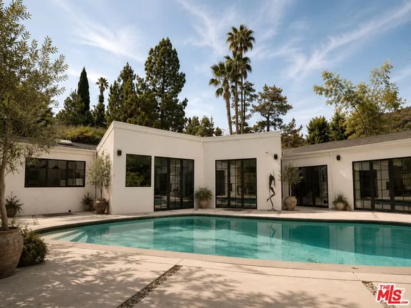 13019 Sky Valley Rd, Los Angeles, CA 90049