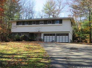 6 Rosenstock Rd, Ellenville, NY 12428