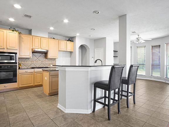 2nd image of 12902 Blackbrook Ln