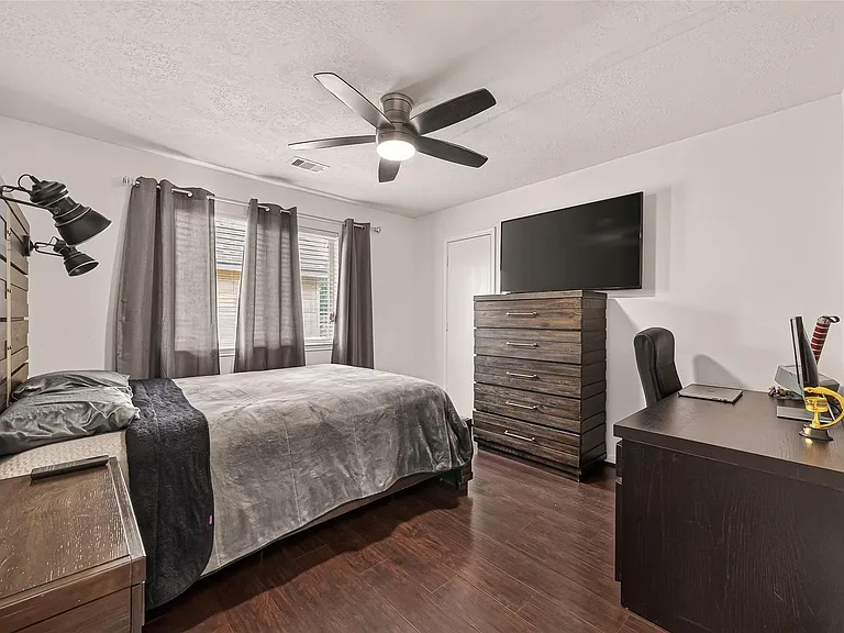 10931 View Pointe Ln — Photo 12