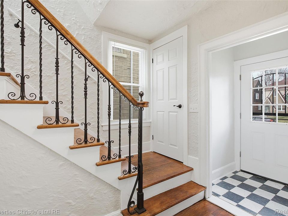 3294 Glendale St, Detroit, MI 48238 | MLS #20261016741 | Zillow