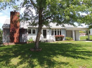 529W W Halsey St, Maryville, MO 64468