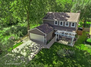 1330 Deerfield Ct, Highland Park, IL 60035
