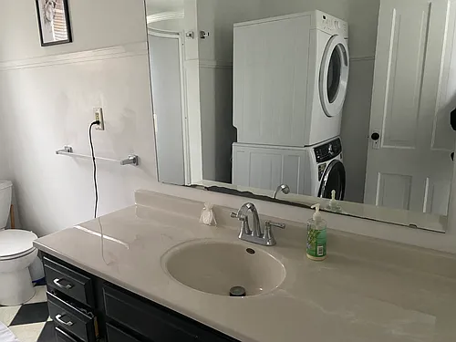 209 E Navarre St #D Photo 1 209 E Navarre St #D Photo 1