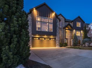 804 E Edgewood Dr, South Ogden, UT 84403