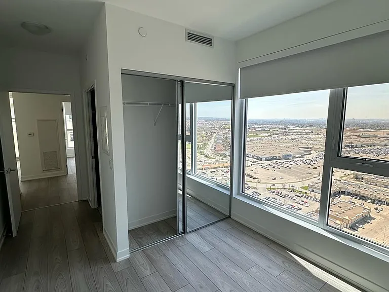 498 Caldari Rd — Photo 1