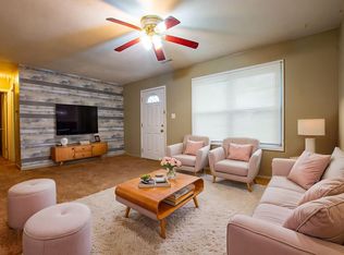 1410 Lindwood Dr, Carter Lake, IA 51510