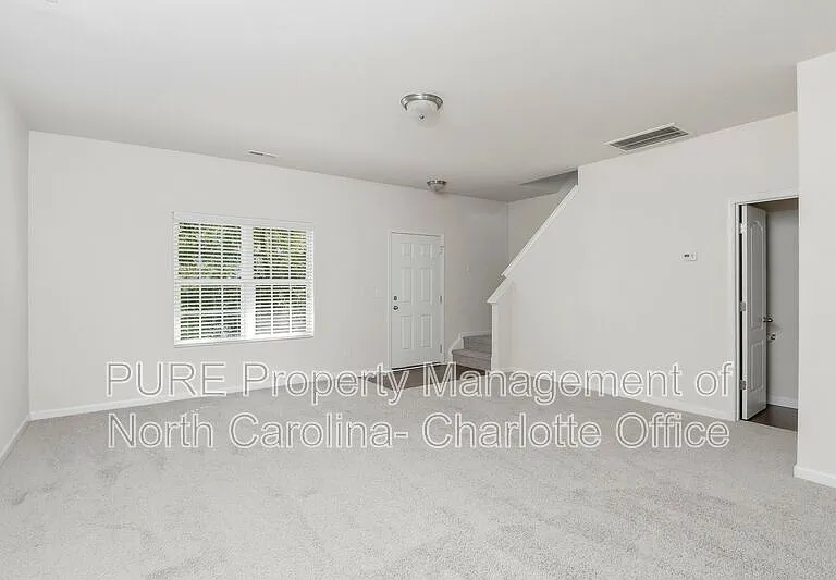 6008 Vista Woods Ln — Photo 8