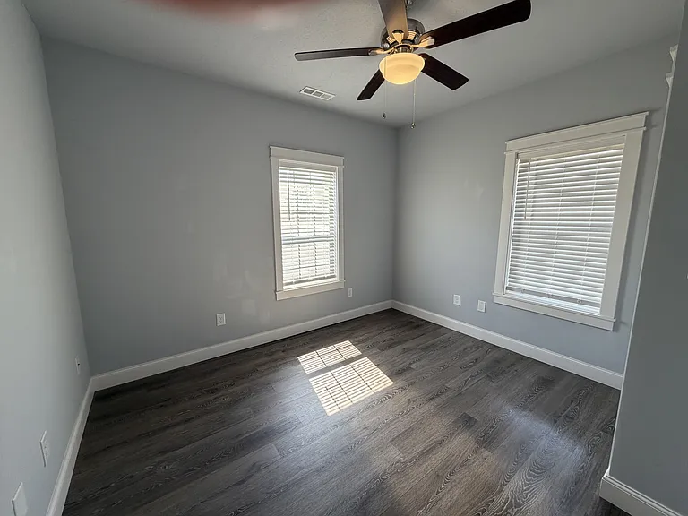358 S Main St — Photo 9