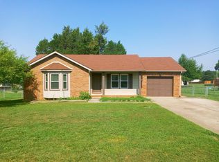 1303 Hand Dr, Clarksville, TN 37042
