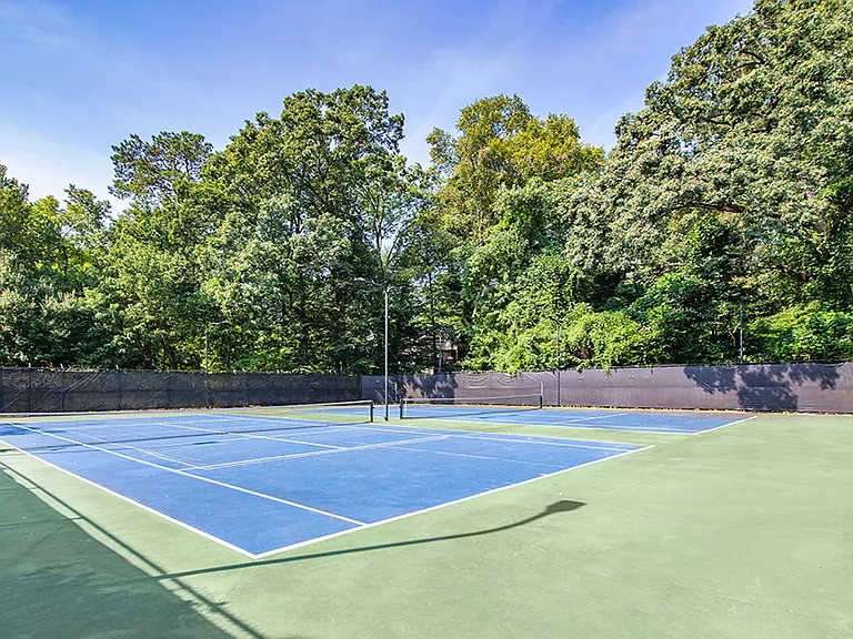 MAA Peachtree Hills — Photo 7
