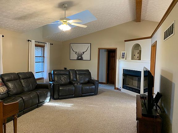 3rd image of 2429 Savanna Pl