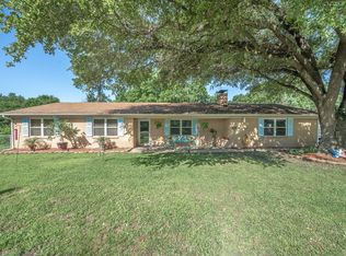 542 S Houston St, Edgewood, TX 75117