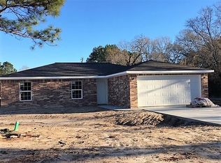 202 Shady Pine St, Lufkin, TX 75901