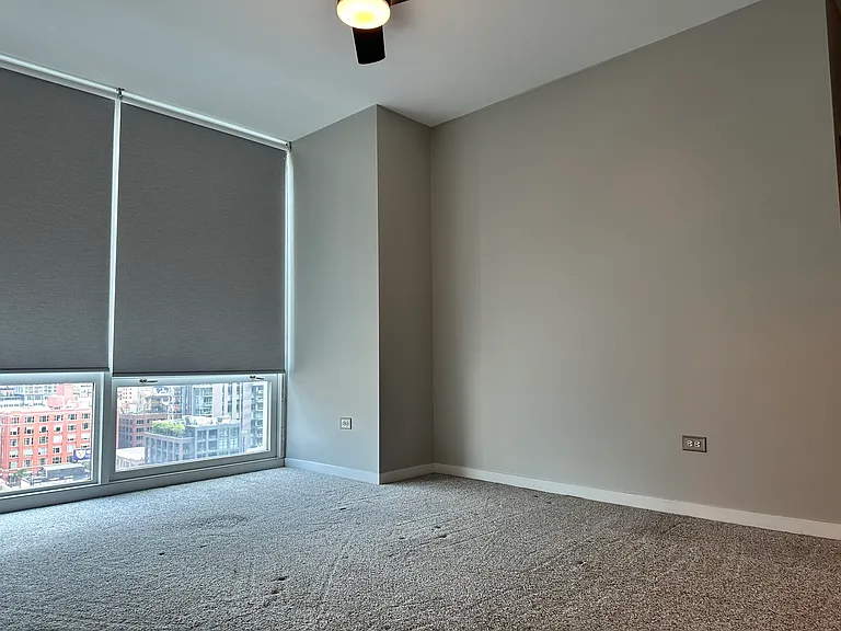 757 N Orleans St #1404 — Photo 6