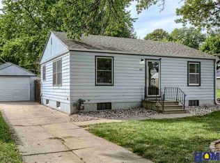 3201 S 44th St, Lincoln, NE 68506