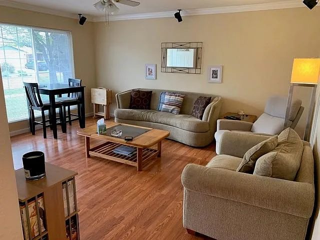 5070 Wayland Ave — Photo 8