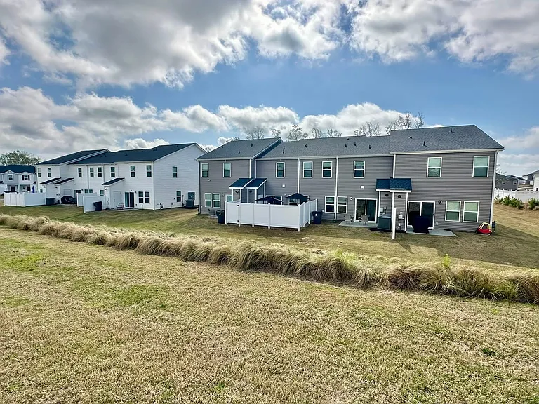 44 Beachley Pl — Photo 24