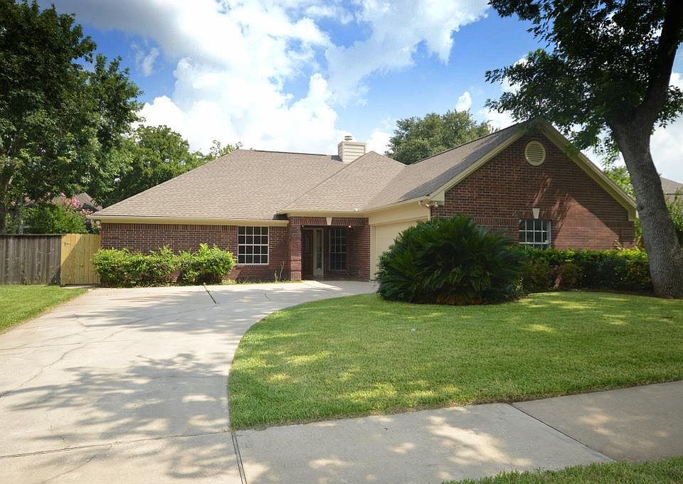 1st image of 7011 Elm Trace Dr