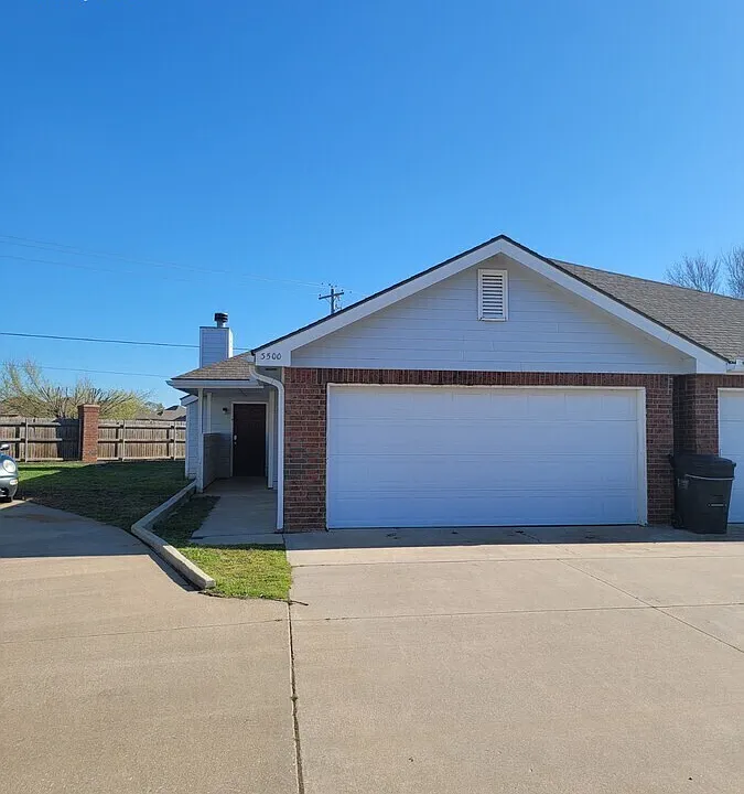 3500 Brittany Ct