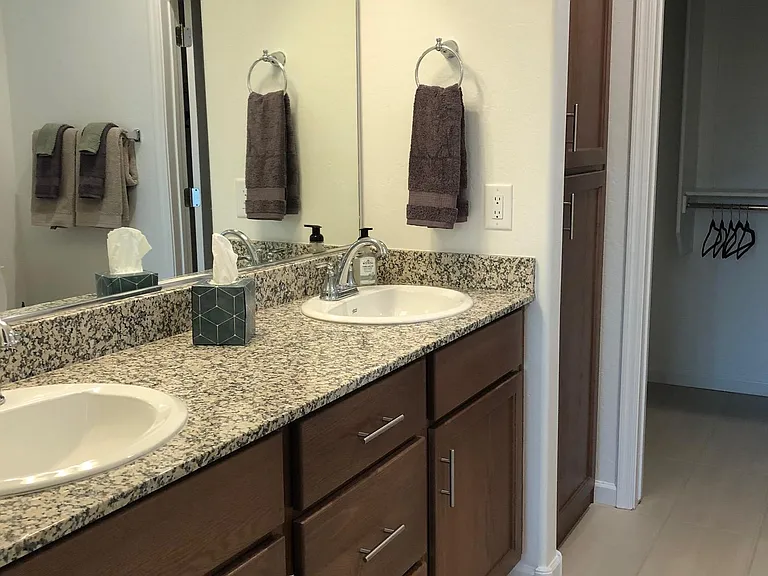 Master bath with Walk-In Closet