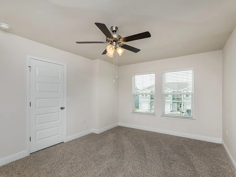 1656 Caleigh Ct — Photo 7