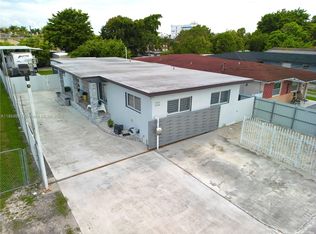 7046 SW 22nd St, Miami, FL 33155