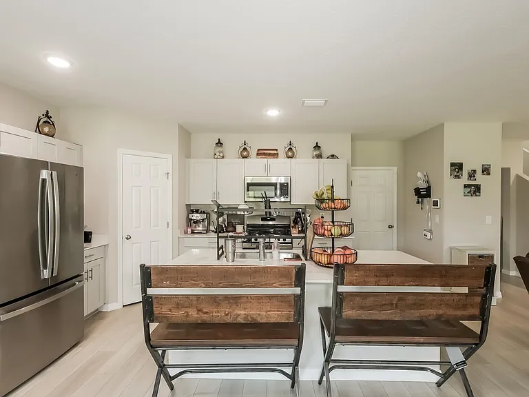 5548 Summer Sunset Dr — Photo 12
