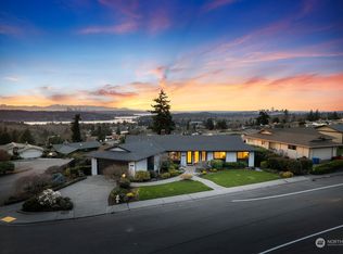 4565 Somerset Dr SE, Bellevue, WA