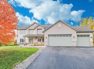 6719 Wildrye Cir S, Cottage Grove, MN 55016