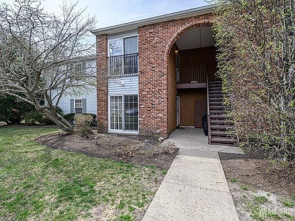 2nd image of 48 Frontier Way