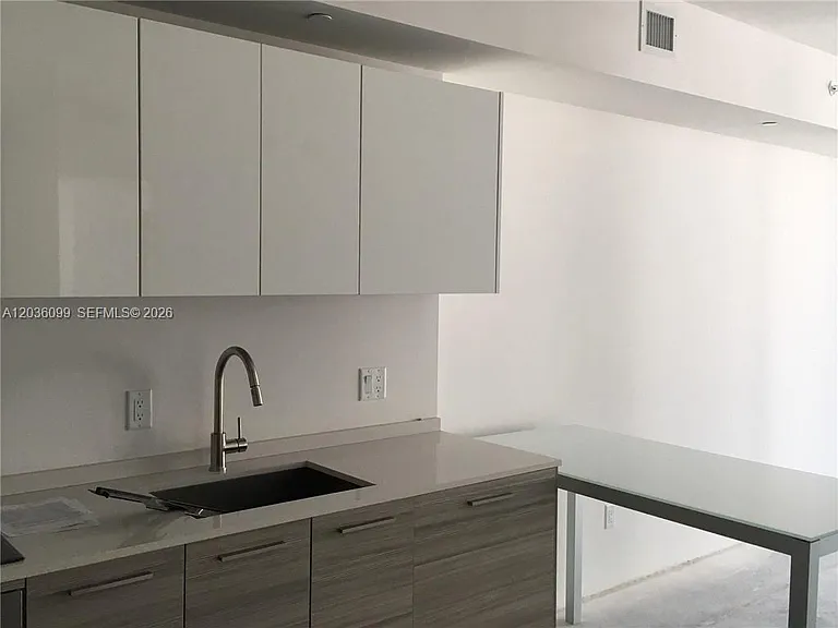 1300 Brickell Bay Dr #710 — Photo 3