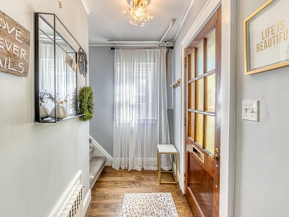 1st image of 43 Walnut Ave #2