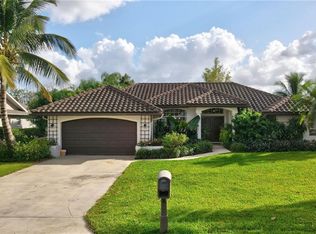 6703 Willow Lake Cir, Fort Myers, FL 33966