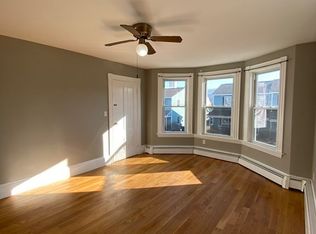 6 Cousins St #2, Salem, MA 01970