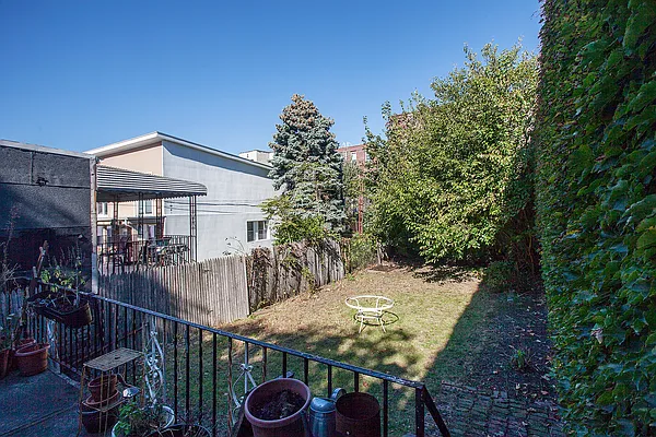 Sold by Block & Lot Real Estate | media 2