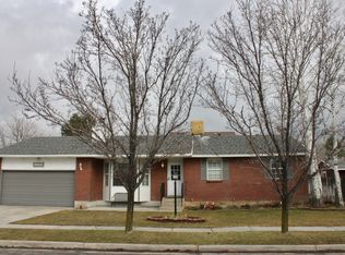 10285 S Flanders Rd, Sandy, UT 84092