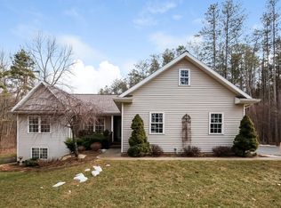 3260 Bloomington Hills Ave SE, Ada, MI 49301