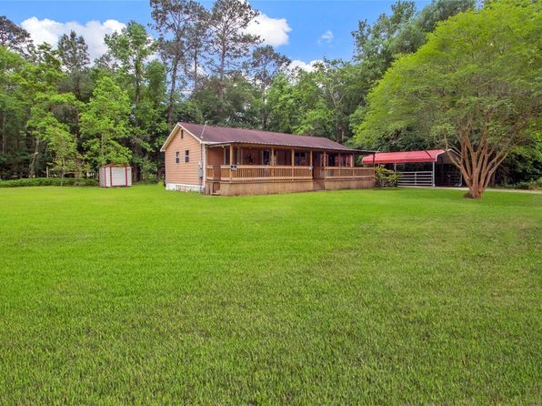213 Glenwood Dr, Wallisville, TX 77597
