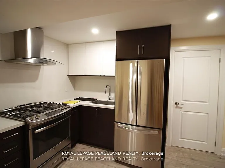 1855 Pilgrims Way — Photo 8