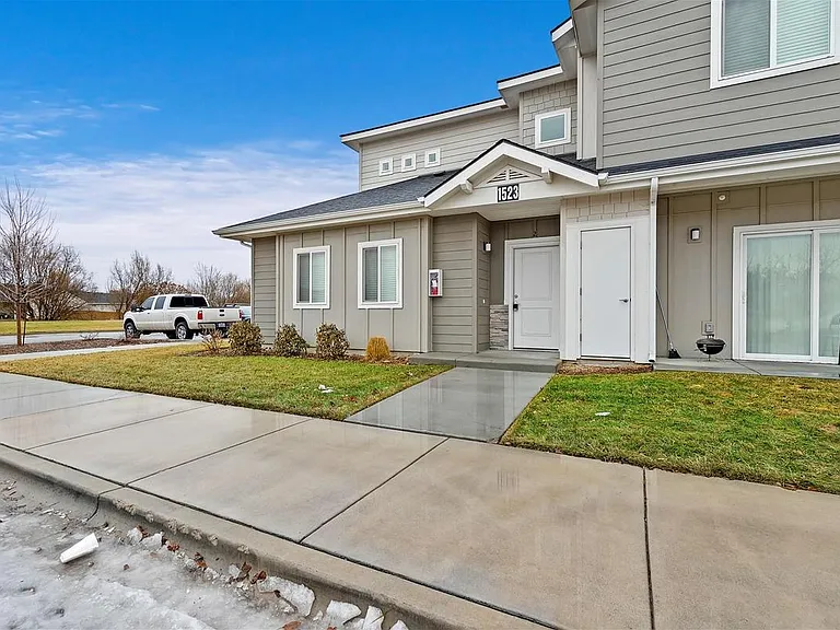 White Hawk Townhomes — Photo 116